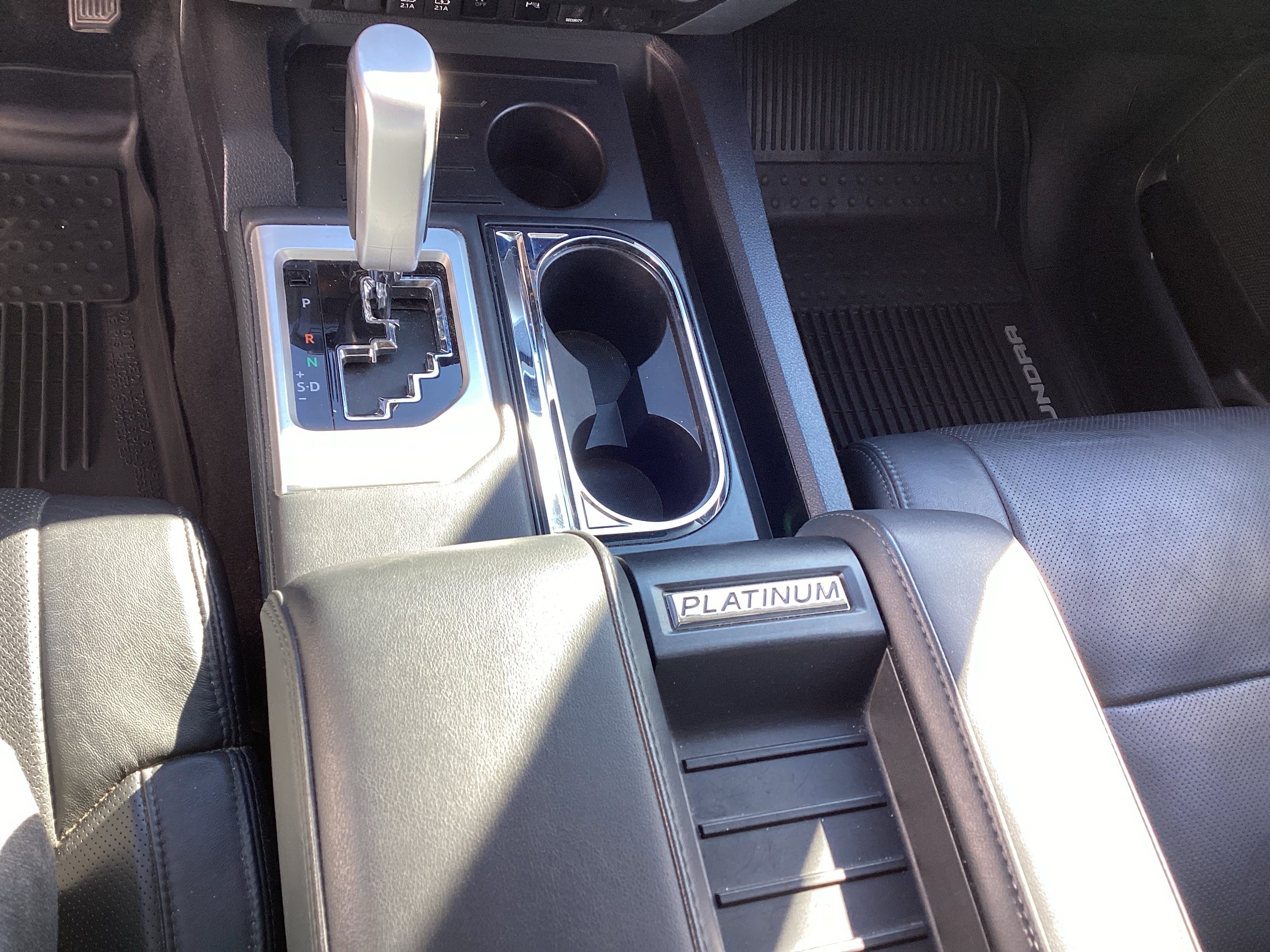 Used 2021 Toyota Tundra Platinum AWD/4WD image 14