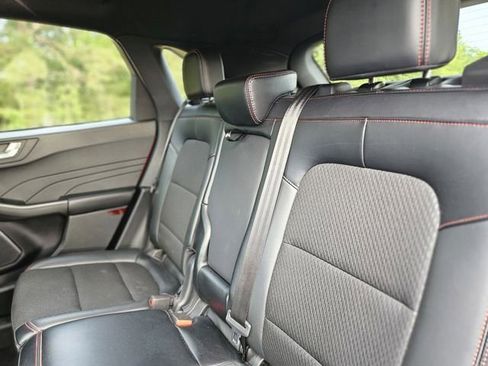 Used 2025 Ford Escape ST-Line FWD image 29
