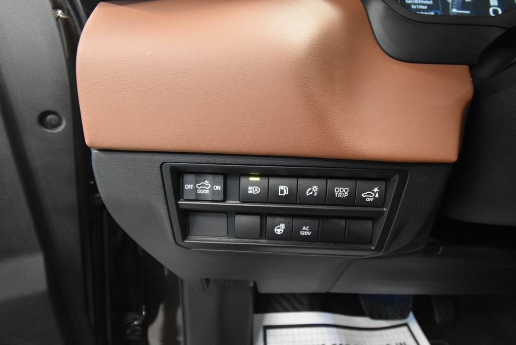 Used 2024 Toyota Tundra 1794 Edition AWD/4WD image 9