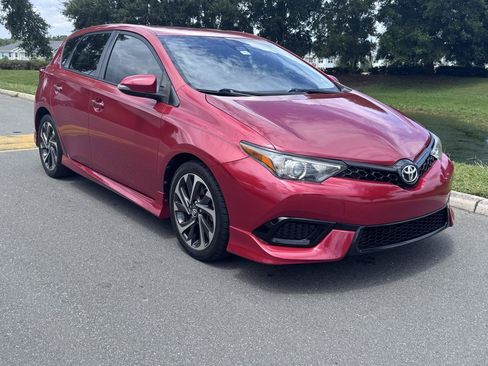 Used 2018 Toyota Corolla iM FWD image 23