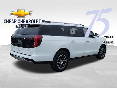 Used 2025 Ford Expedition Max Platinum AWD/4WD image 5