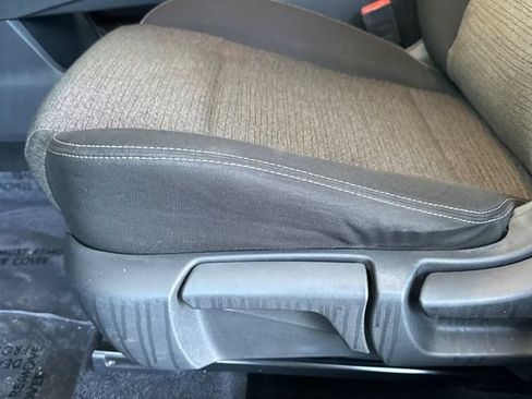 Used 2021 Nissan Rogue S AWD/4WD image 13