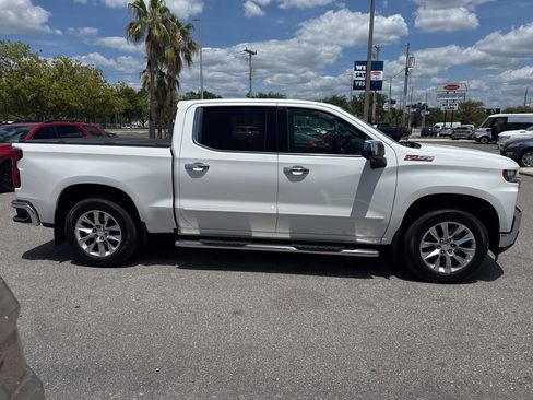 Used 2019 Chevrolet Silverado 1500 LTZ AWD/4WD image 6