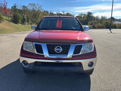 Used 2015 Nissan Frontier SL w/ Moonroof Package image 7
