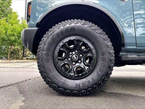 Used 2022 Ford Bronco Wildtrak AWD/4WD image 12