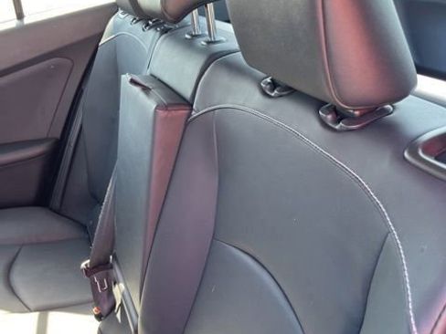 Used 2022 Toyota Prius Prime XLE FWD image 9