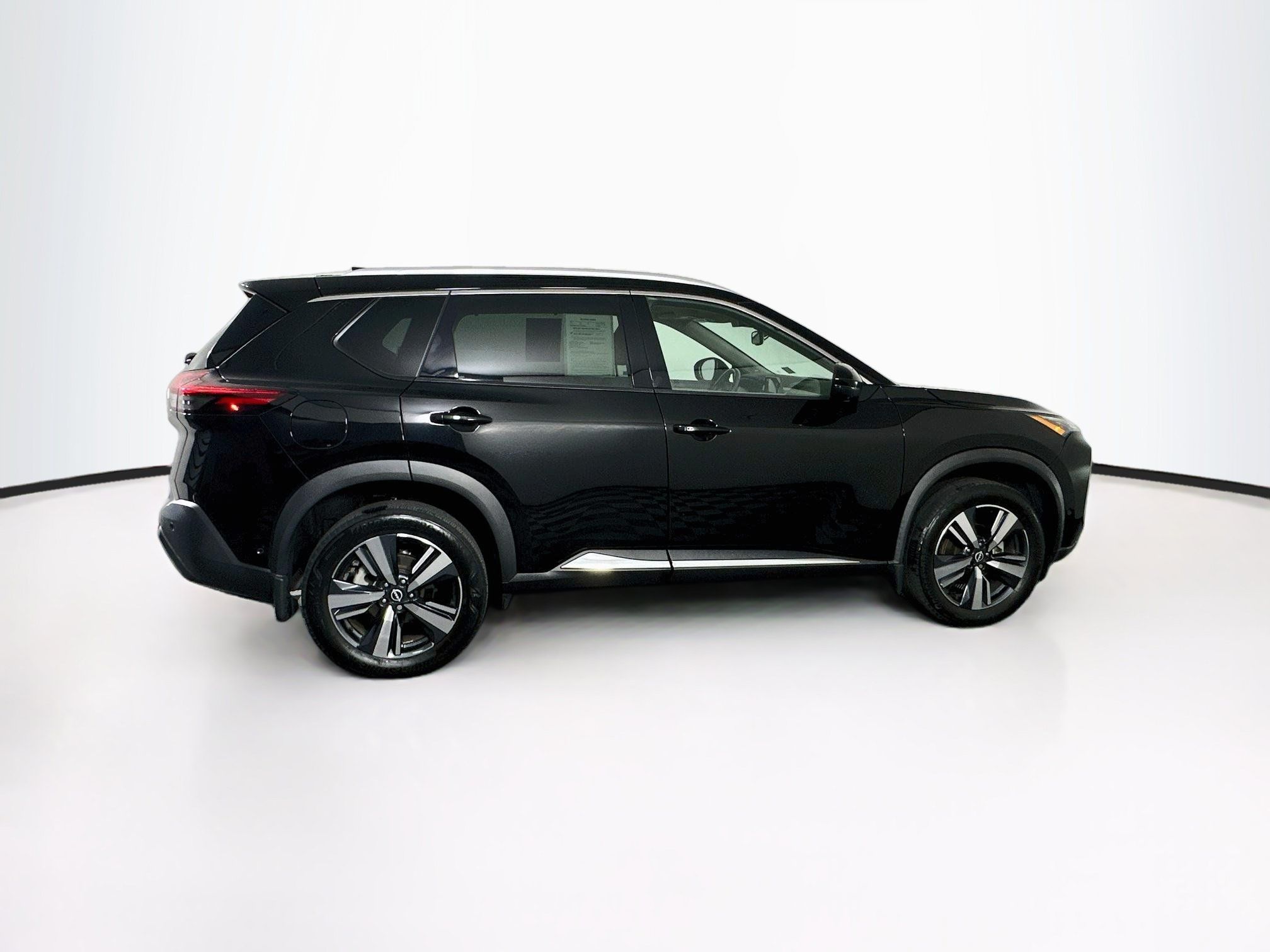 Used 2023 Nissan Rogue SL w/ SL Premium Package FWD image 10
