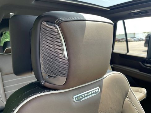 New 2026 GMC Yukon Denali Ultimate AWD/4WD image 45
