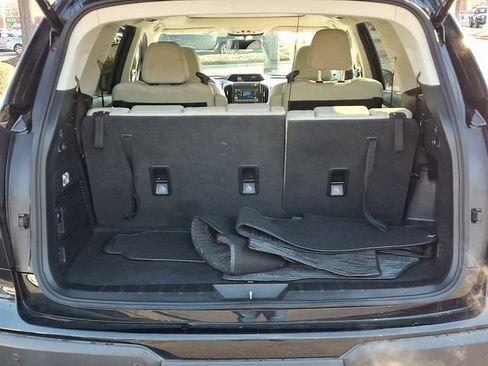 Used 2022 Subaru Ascent Limited w/ Technology Package image 37