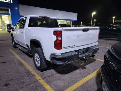 Used 2023 Chevrolet Silverado 2500 LT w/ Convenience Package image 6