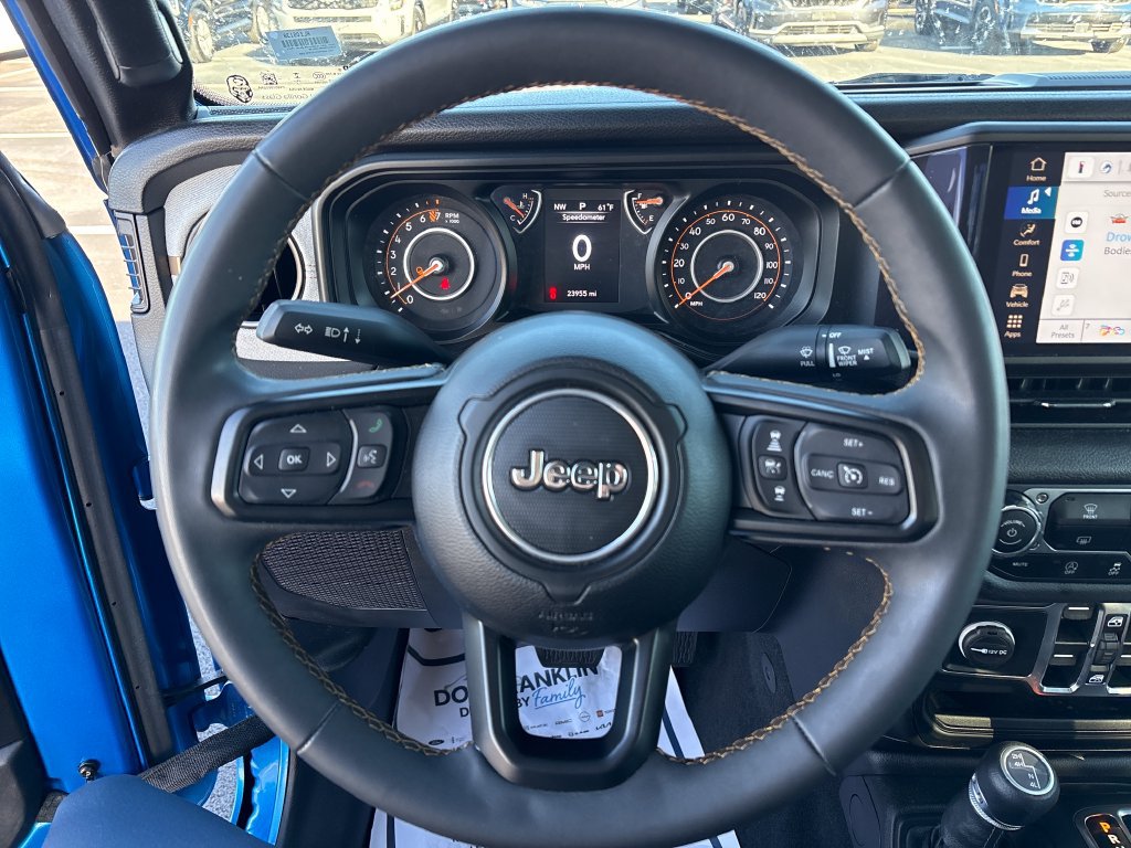 Used 2024 Jeep Gladiator Sport AWD/4WD image 13