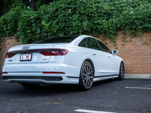 Used 2022 Audi A8 L 3.0T image 5
