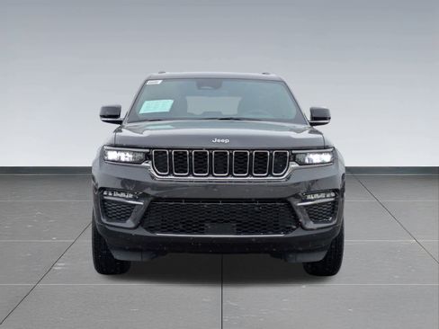 Used 2025 Jeep Grand Cherokee Limited image 9