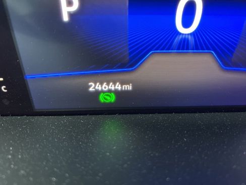 Used 2022 Volkswagen Taos SE image 26