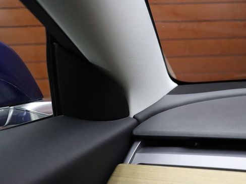 Used 2020 Tesla Model 3 Standard Range Plus image 50