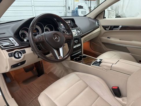 Used 2015 Mercedes-Benz E 550 Cabriolet image 12