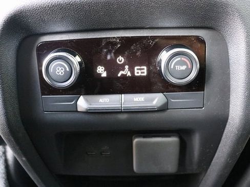 New 2026 Buick Enclave Sport Touring w/ Power Package image 18