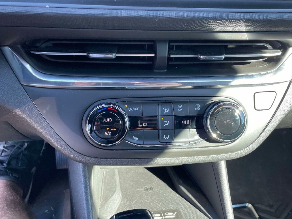Used 2024 Buick Envista Preferred w/ Convenience I Package FWD image 27