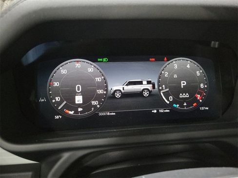 New 2024 Land Rover Defender 110 SE image 17