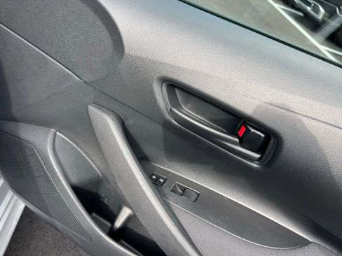 Used 2022 Toyota Corolla LE image 45