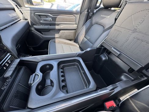 Used 2025 RAM 1500 Laramie image 30