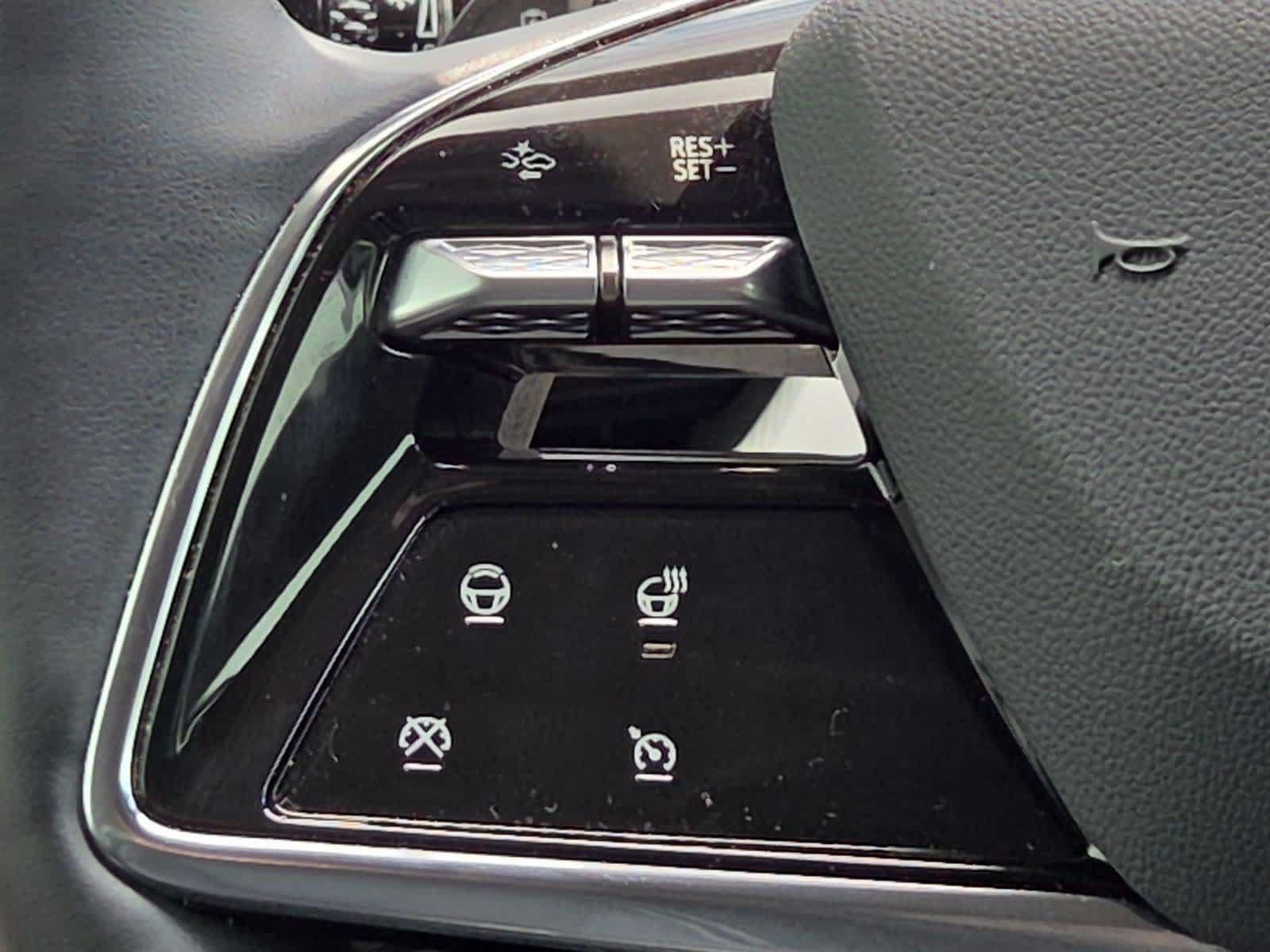 Used 2026 Cadillac Optiq Sport 1 w/ LPO, Floor Liner Package RWD image 24