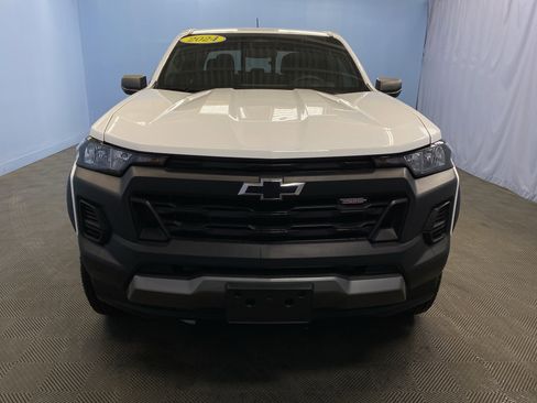 Used 2024 Chevrolet Colorado Trail Boss image 2
