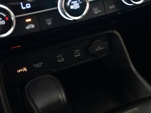 Used 2025 Honda Civic Sport image 33