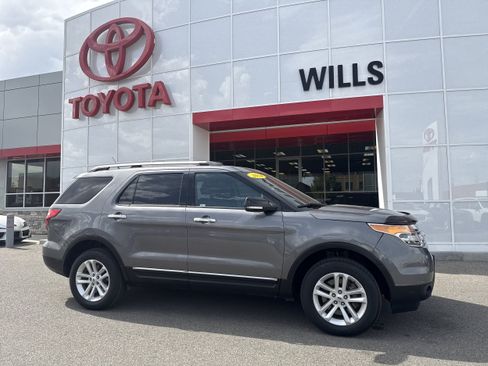 Used 2014 Ford Explorer XLT AWD/4WD image 1