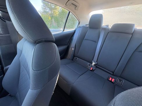 Used 2021 Toyota Corolla LE w/ Carpet Mat Package (TMS) image 37