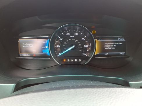 Used 2016 Ford Explorer XLT w/ Equipment Group 202A AWD/4WD image 18