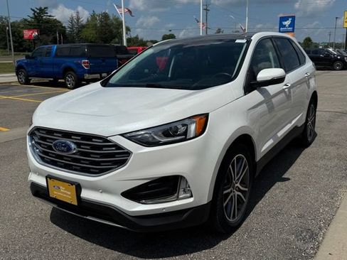 Certified 2021 Ford Edge Titanium w/ Class II Trailer Tow Package AWD/4WD image 42