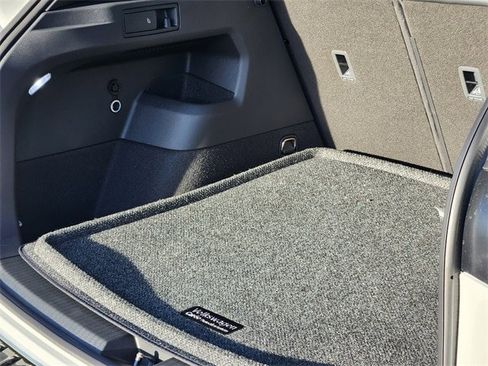 New 2026 Volkswagen Tiguan SE R-Line image 30