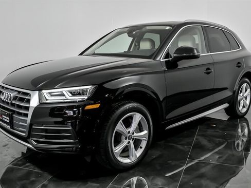 Used 2020 Audi Q5 2.0T Premium Plus image 5