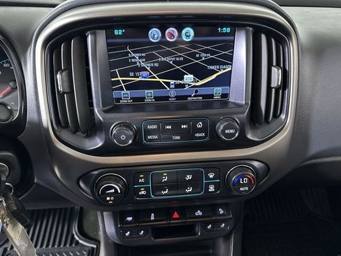 Used 2015 Chevrolet Colorado Z71 AWD/4WD image 14