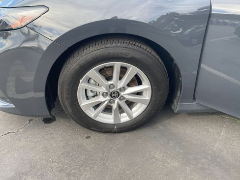 Used 2025 Toyota Camry LE image 23