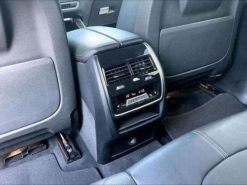 Used 2023 BMW X5 xDrive40i w/ Premium Package AWD/4WD image 13