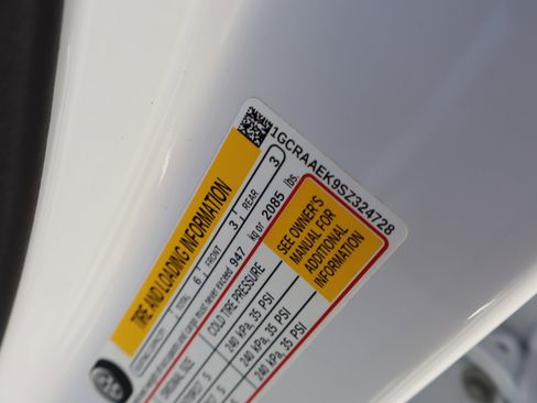 Used 2025 Chevrolet Silverado 1500 W/T w/ WT Value Package image 39