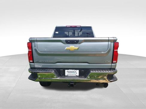 New 2026 Chevrolet Silverado 3500 LTZ w/ LTZ Premium Package AWD/4WD image 4