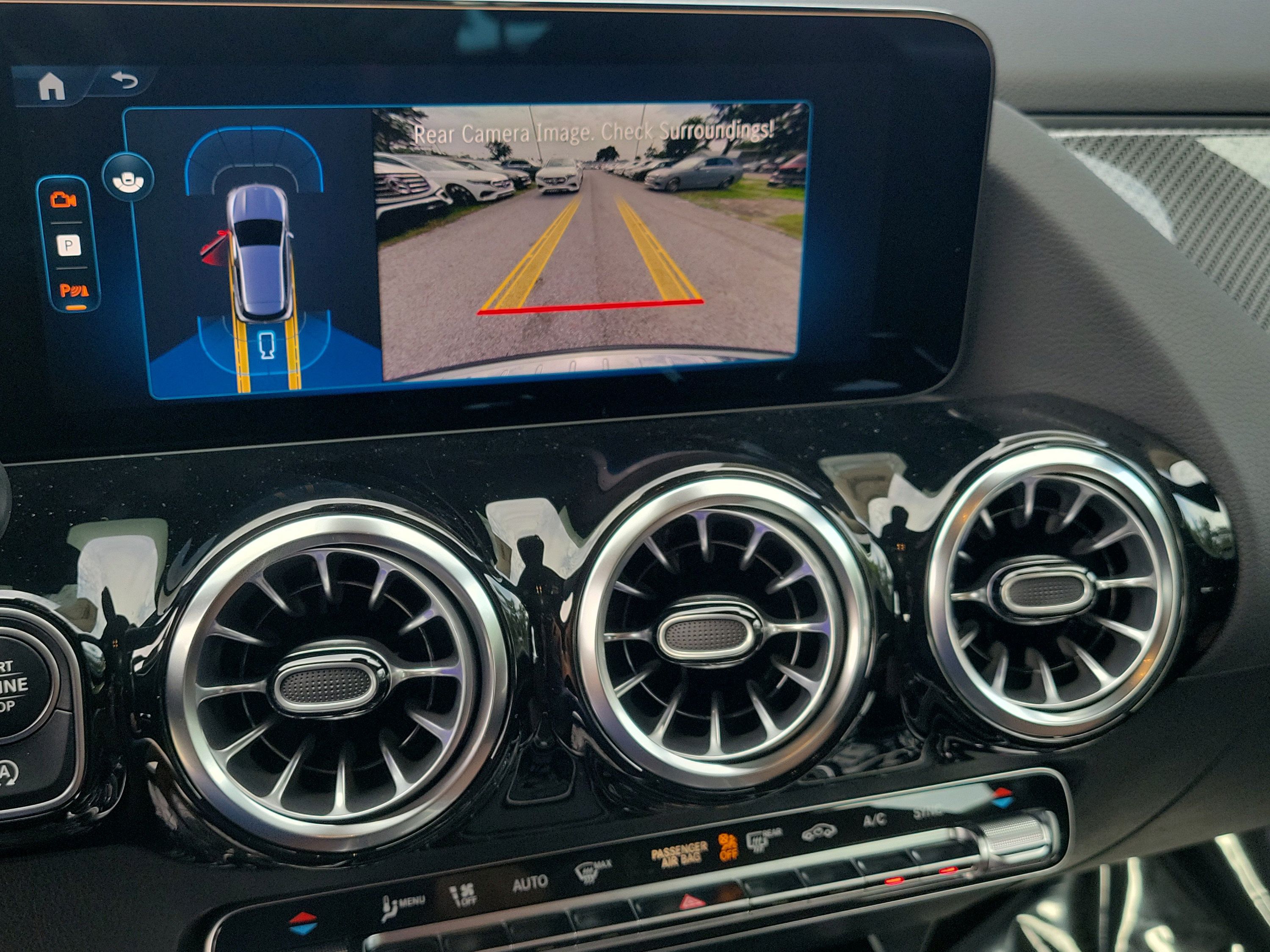 New 2026 Mercedes-Benz GLA 35 AMG 4MATIC image 27