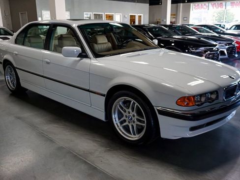 Used 1999 BMW 740iL image 4
