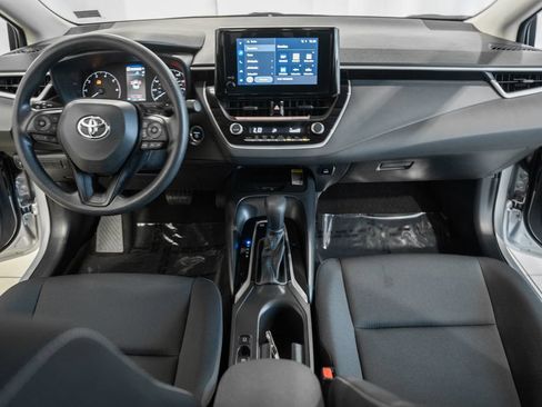 Used 2025 Toyota Corolla LE w/ LE Premium Package FWD image 15