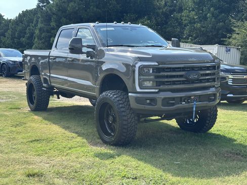 Used 2026 Ford F250 King Ranch w/ Tremor Off-Road Package AWD/4WD image 2