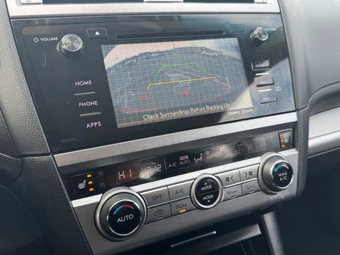 Used 2016 Subaru Legacy 2.5i Premium image 16