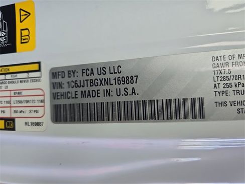 Used 2022 Jeep Gladiator Rubicon w/ Cold Weather Group image 36