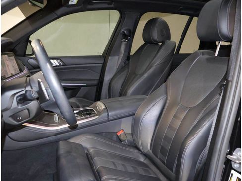 Certified 2022 BMW X5 xDrive40i w/ M Sport Package AWD/4WD image 14