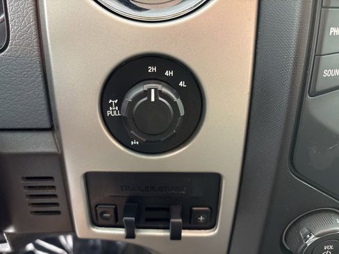 Used 2014 Ford F150 XLT w/ Equipment Group 302A Luxury image 35