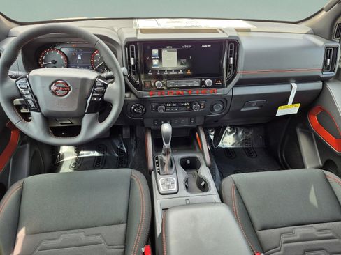 New 2026 Nissan Frontier PRO-4X w/ Pro-4x Convenience Package AWD/4WD image 11