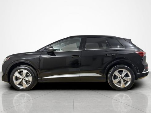Used 2023 Audi Q4 e-tron Prestige AWD/4WD image 2
