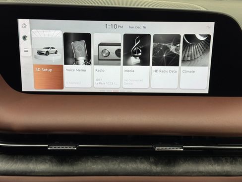 Used 2024 Genesis G90 3.5T image 29